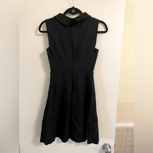 Le Chateau Sleeveless Black Collard Dress Size: XS - Picture 3 of 7
